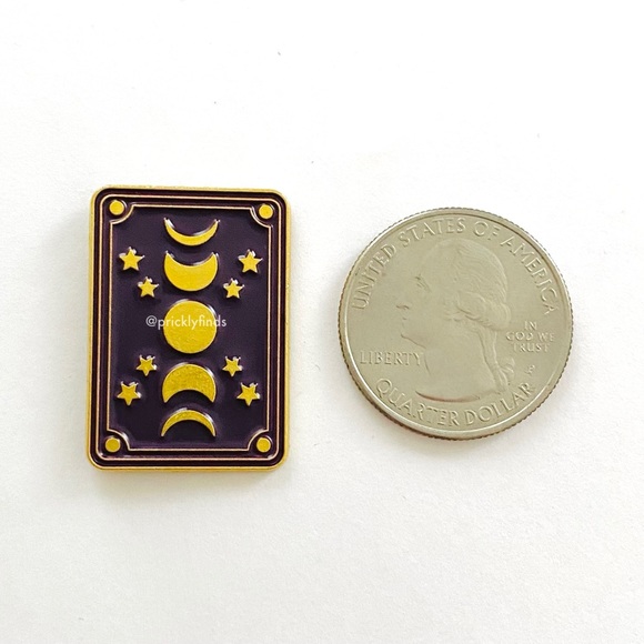 8/$40 Moon Phases Tarot Card Enamel Pin - Picture 2 of 3